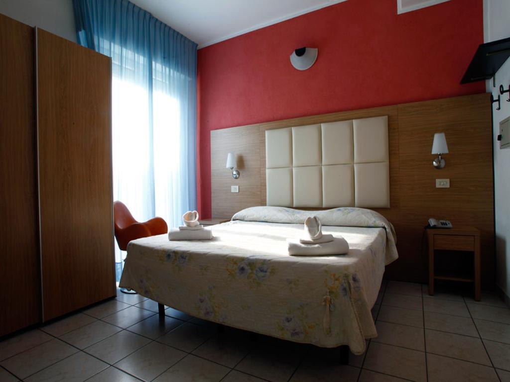Hotel Marebello Rimini Exterior foto